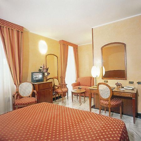 Hotel Ulivi อาเรนซาโน ภายนอก รูปภาพ